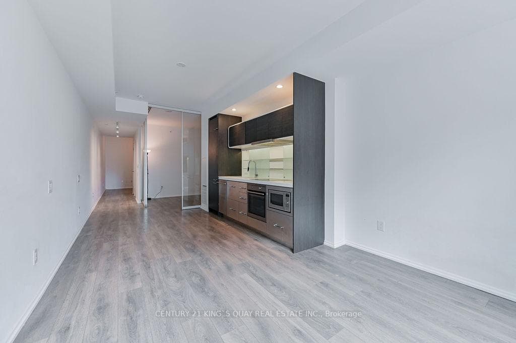 45 Charles Street Unit 512 photo 11