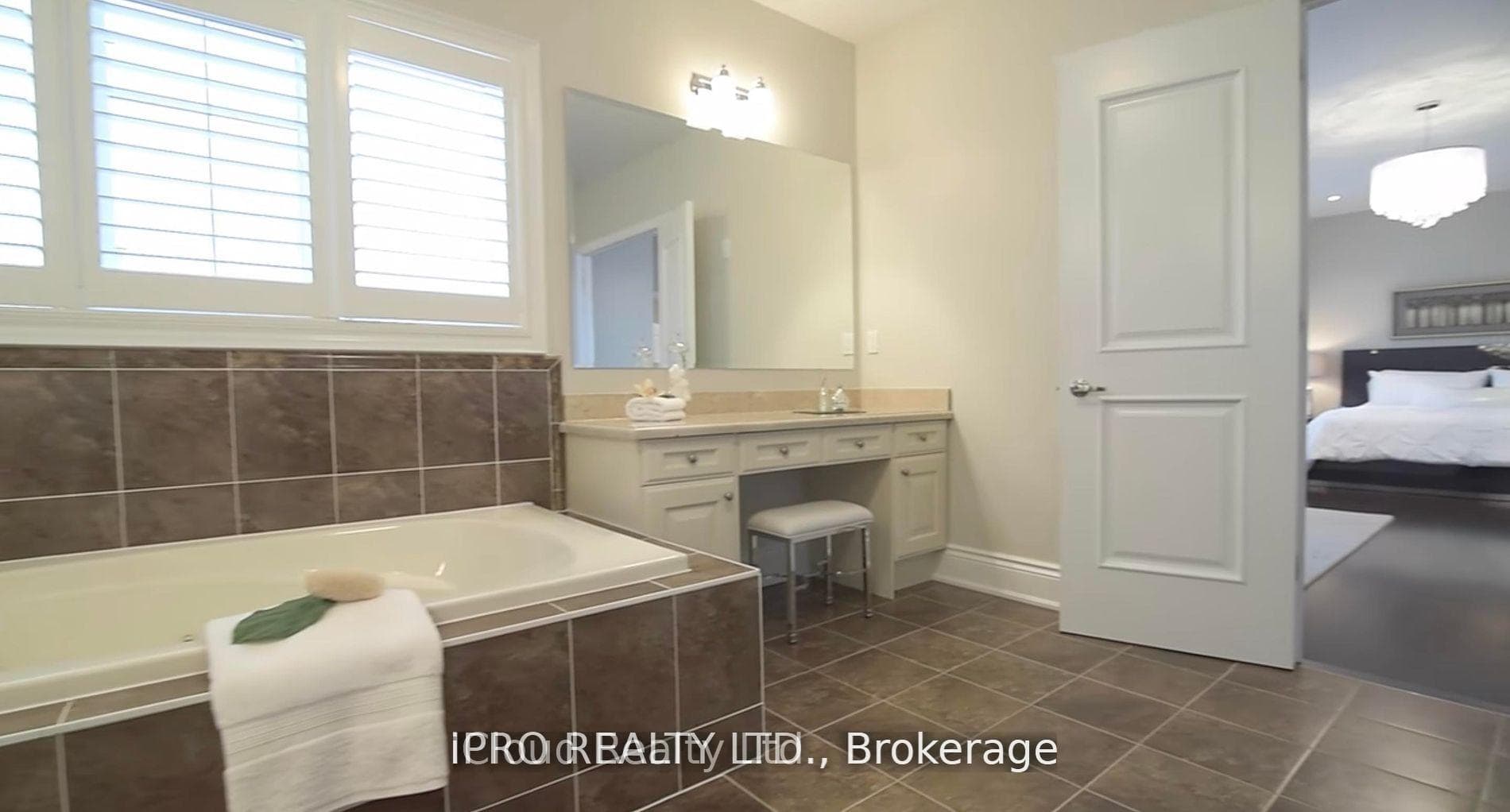 5116 Summersky Court photo 18