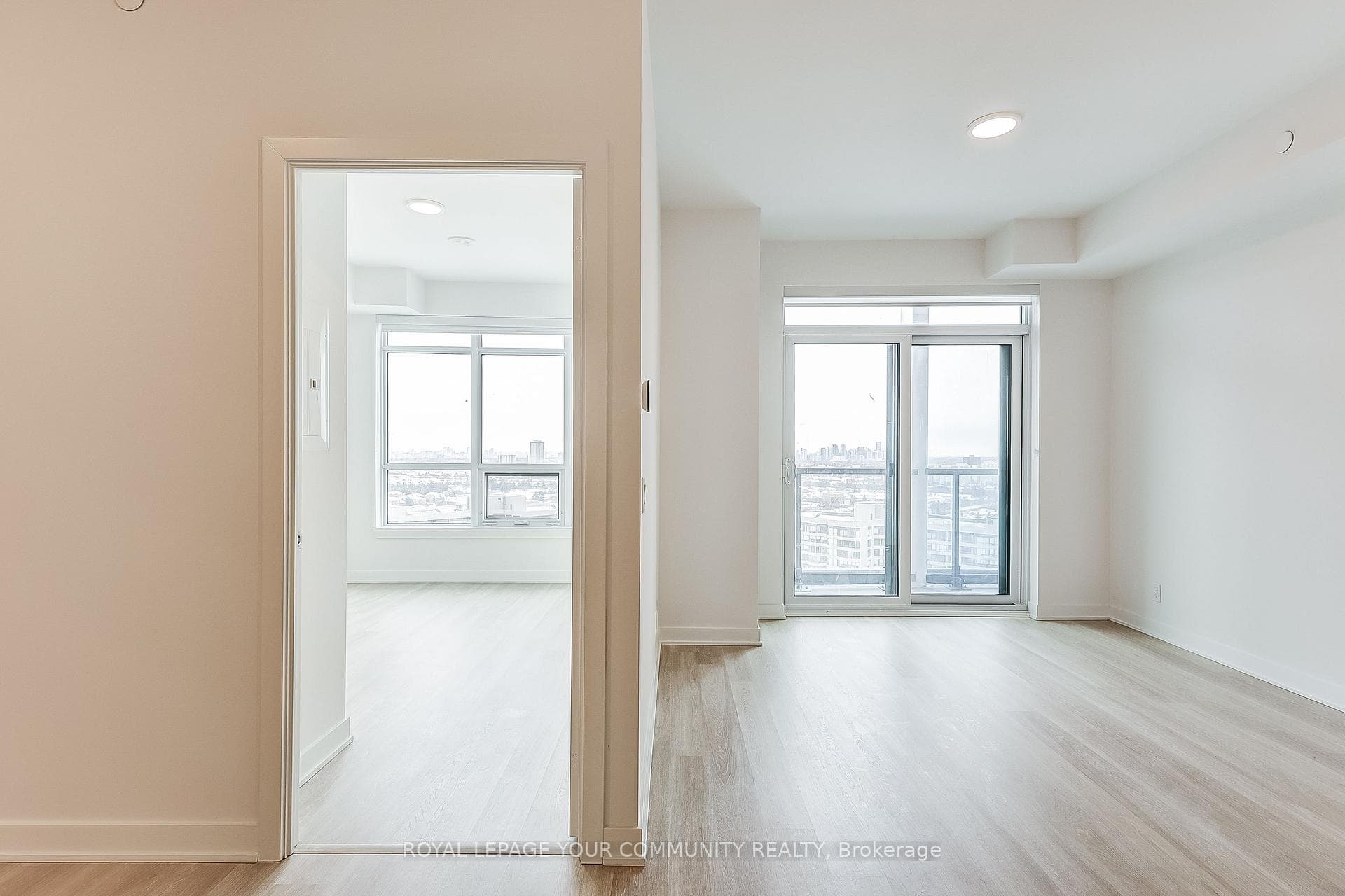 30 Upper Mall Way Unit A2011 photo 12