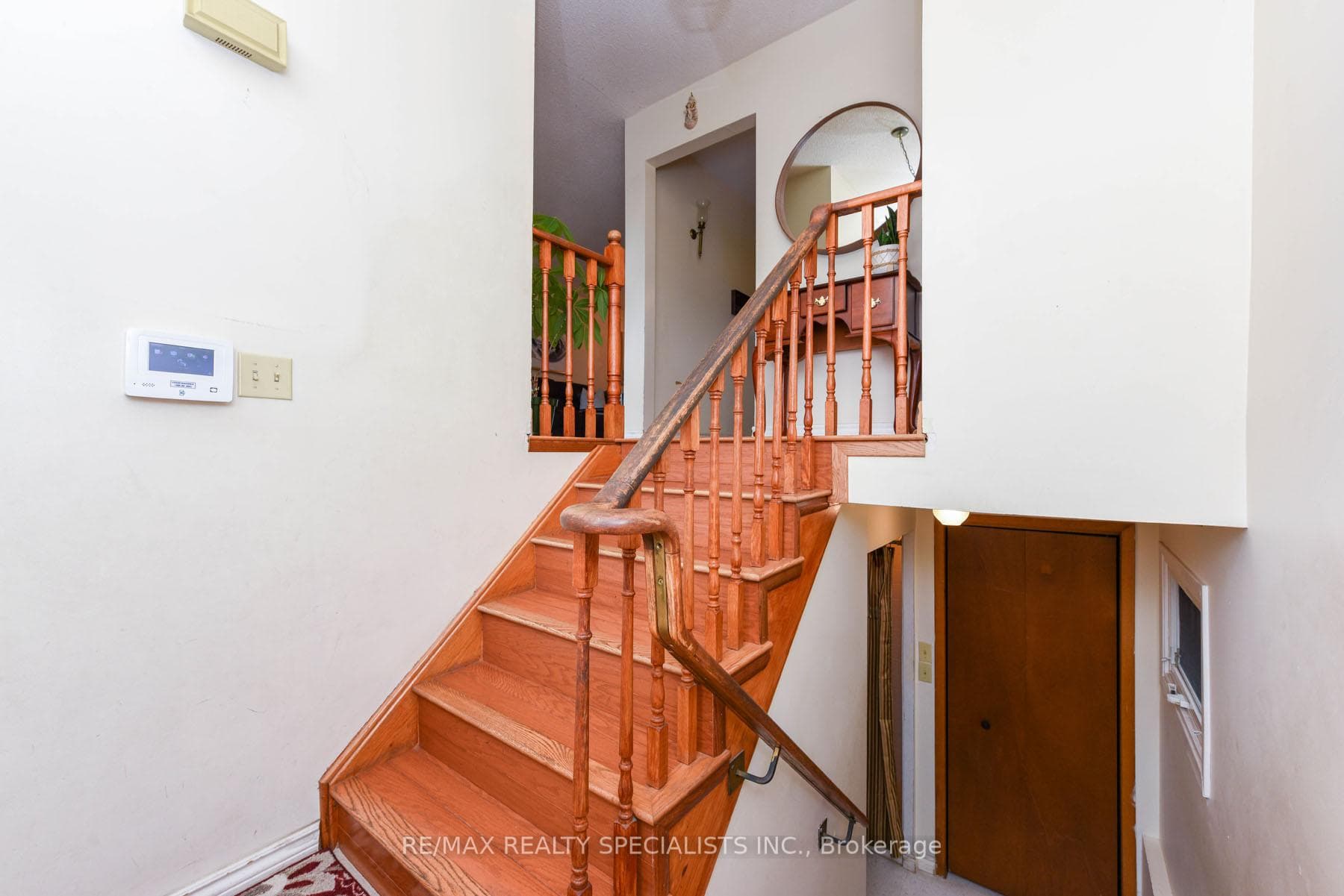 4260 Poltava Crescent photo 3