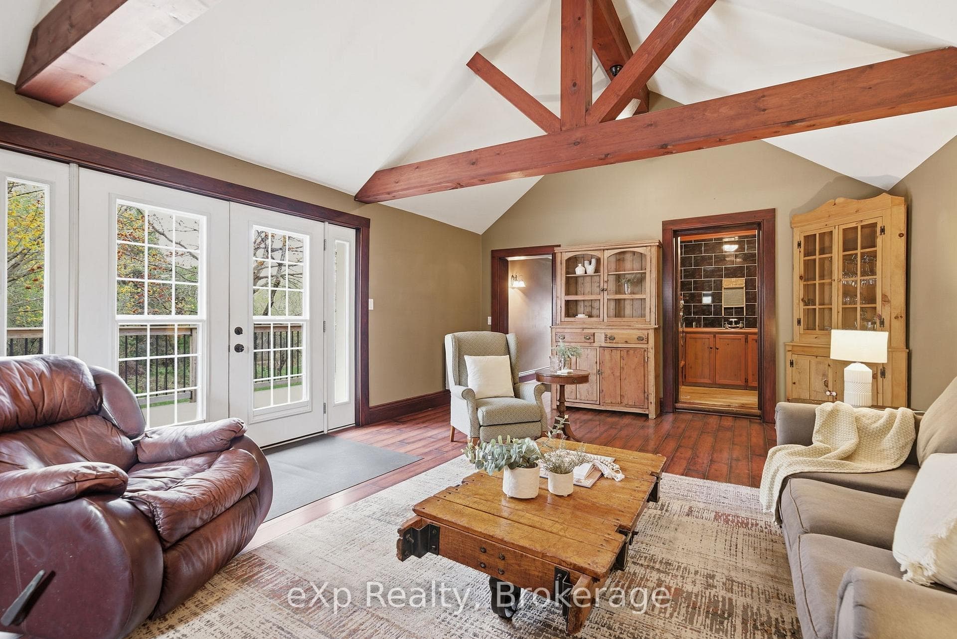 4081 Burnham Street photo 13
