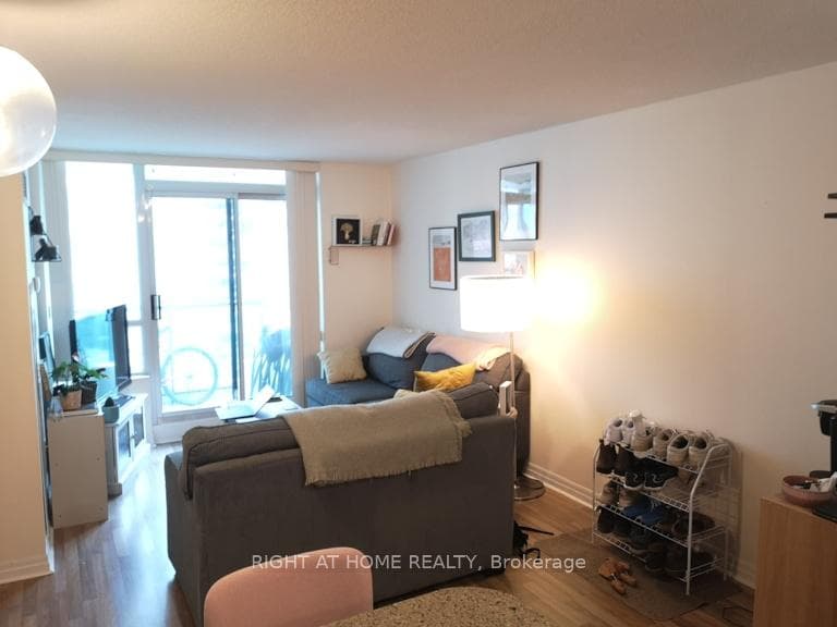 12 Yonge Street Unit 1305 photo 7