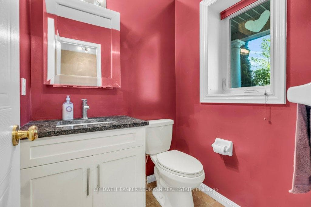 9 Lynch Circle photo 3