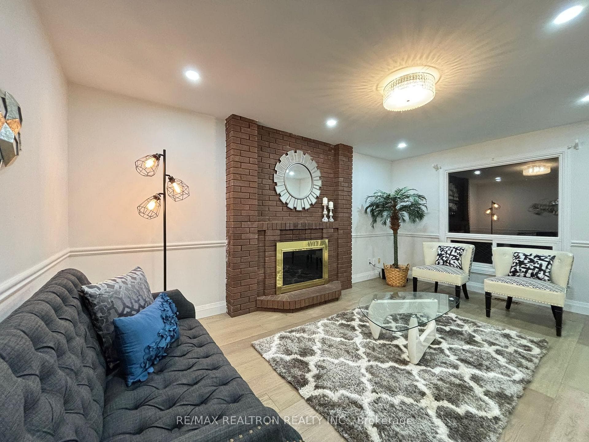 5 Centurion Court photo 15