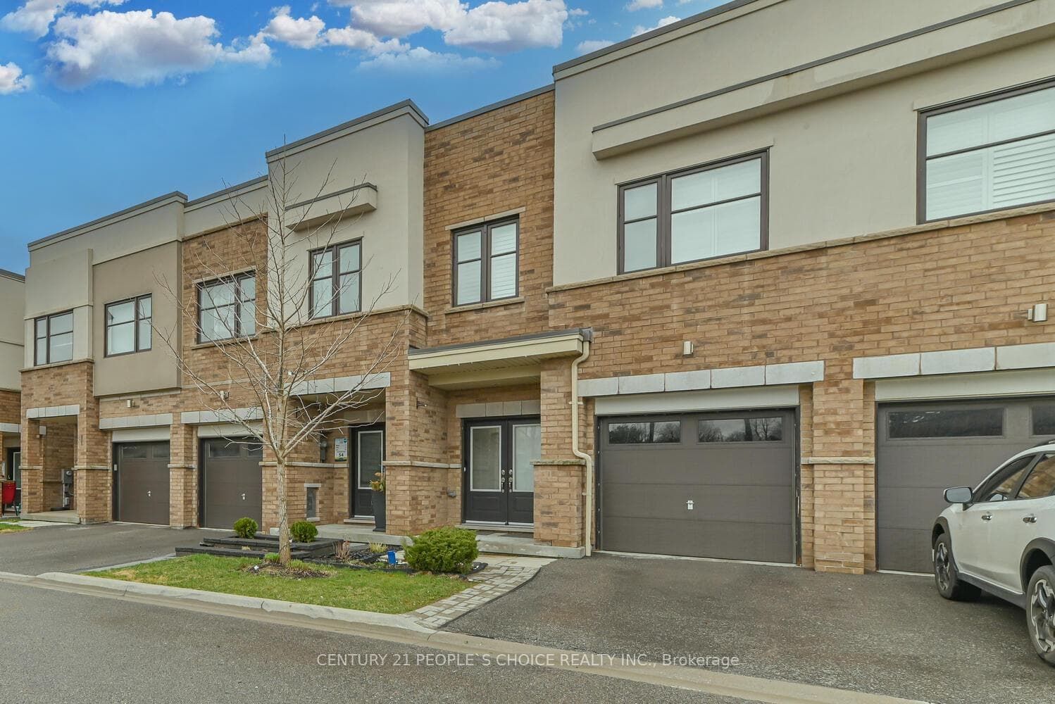 56 Jerseyville Way photo 2