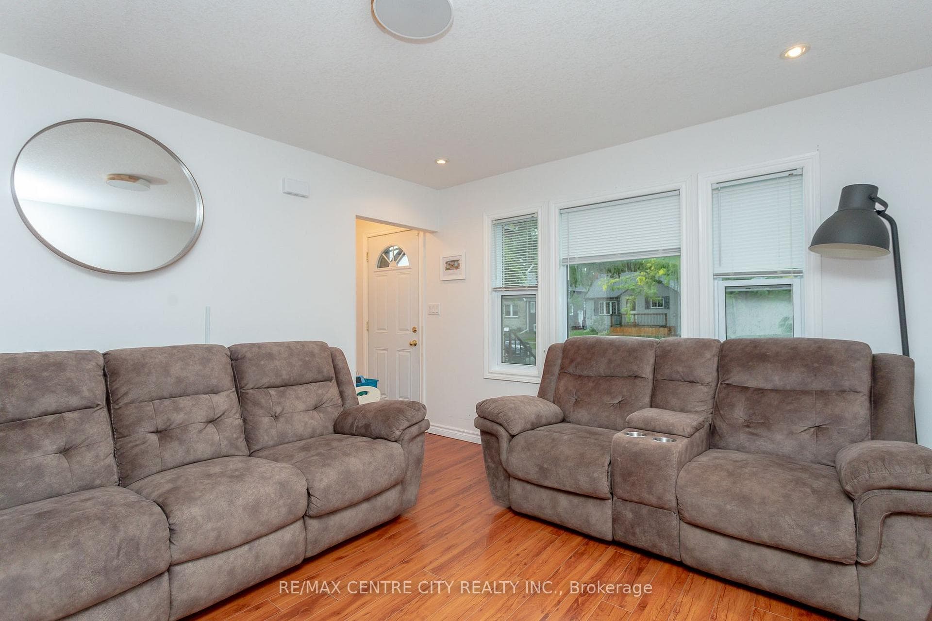 143 Forest Avenue photo 7