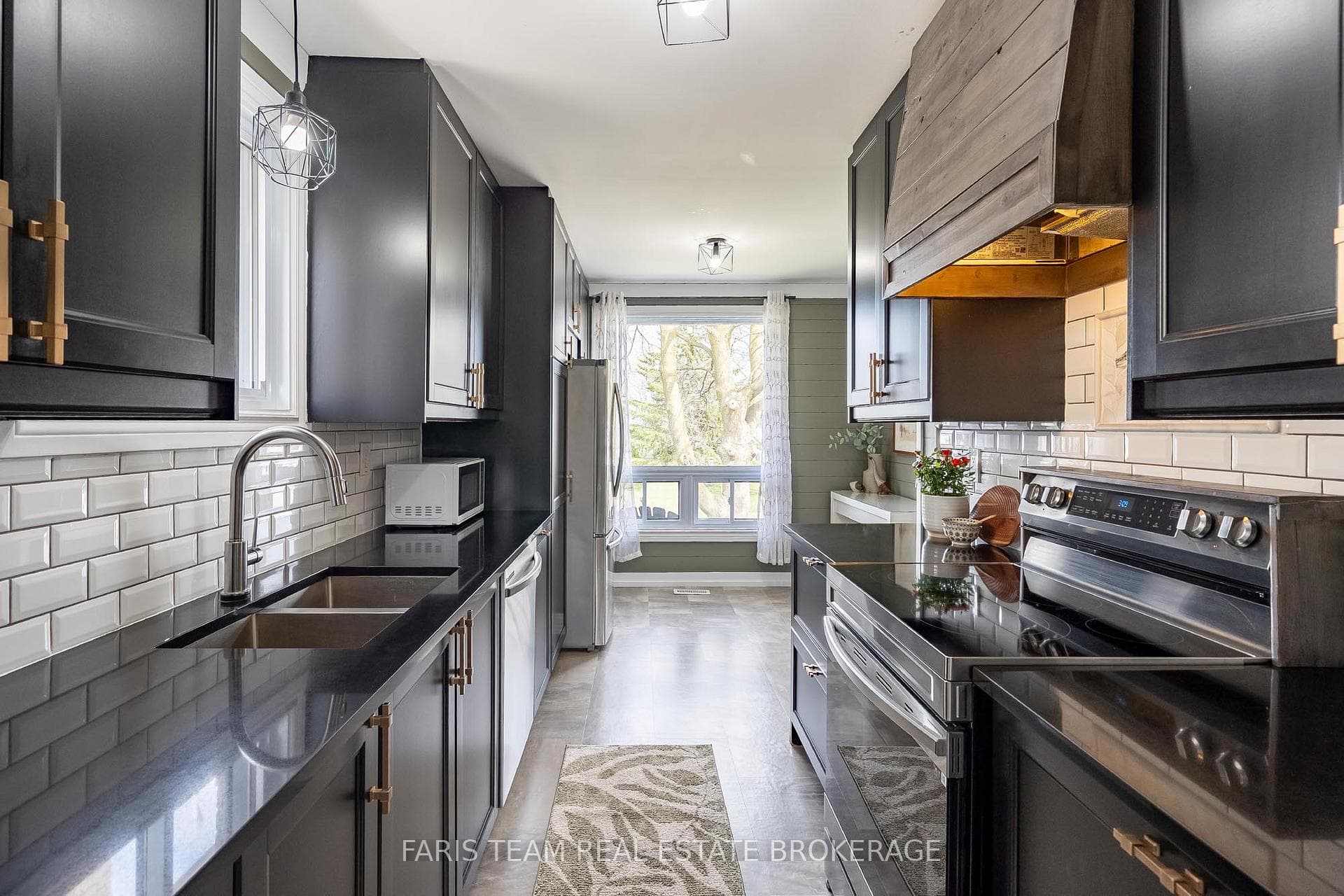 20 Carol Road photo 7