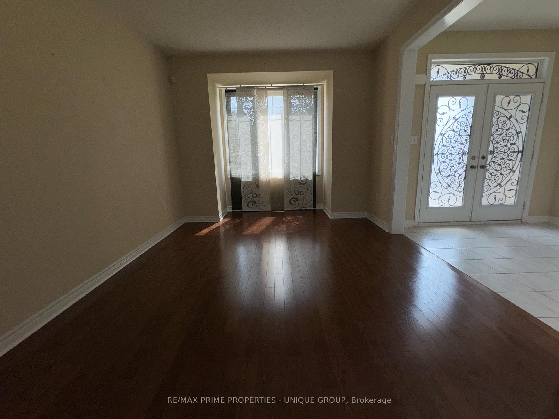 2398 Bur Oak Avenue photo 7
