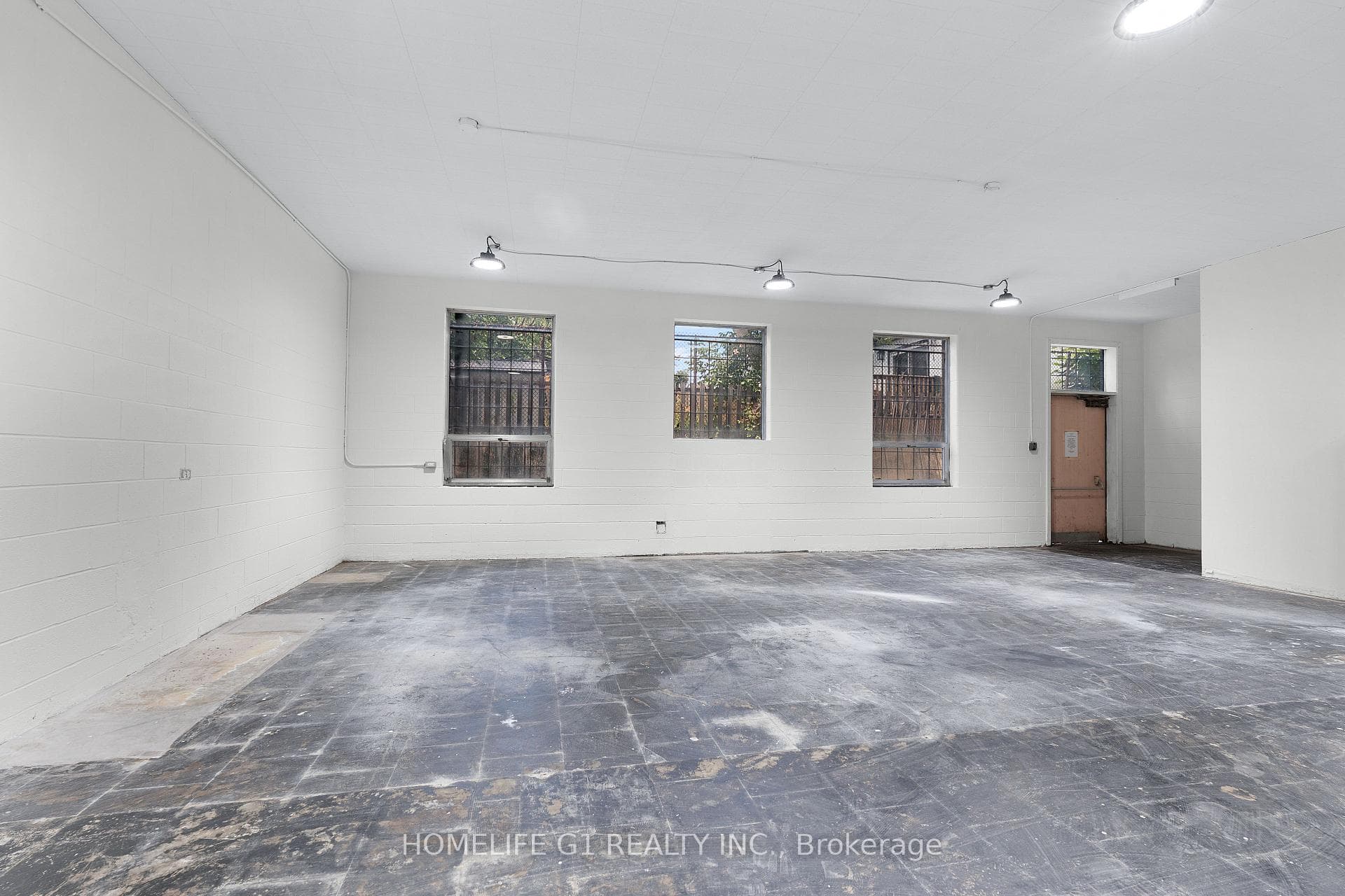 337 Gage Avenue photo 14