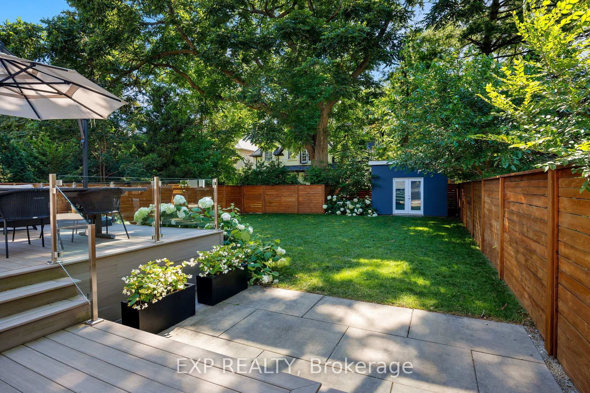 870 Royal York Road photo 24
