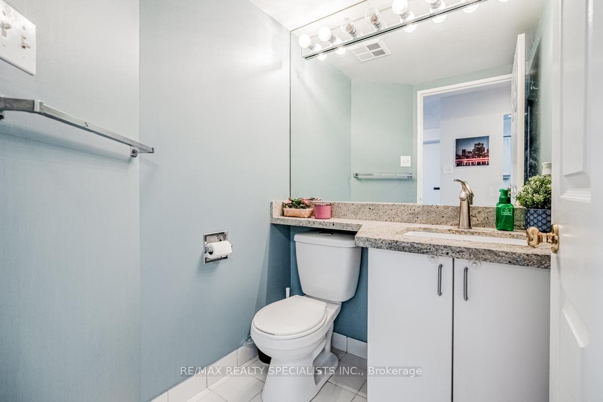 55 Elm Drive Unit 2107 photo 15