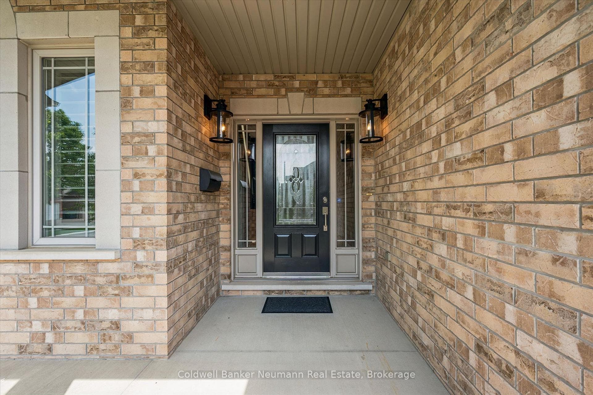 2 Sweeney Drive photo 5