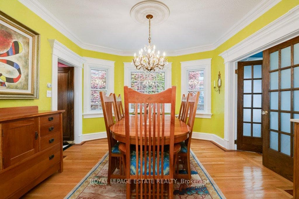 314 Scarborough Road photo 11