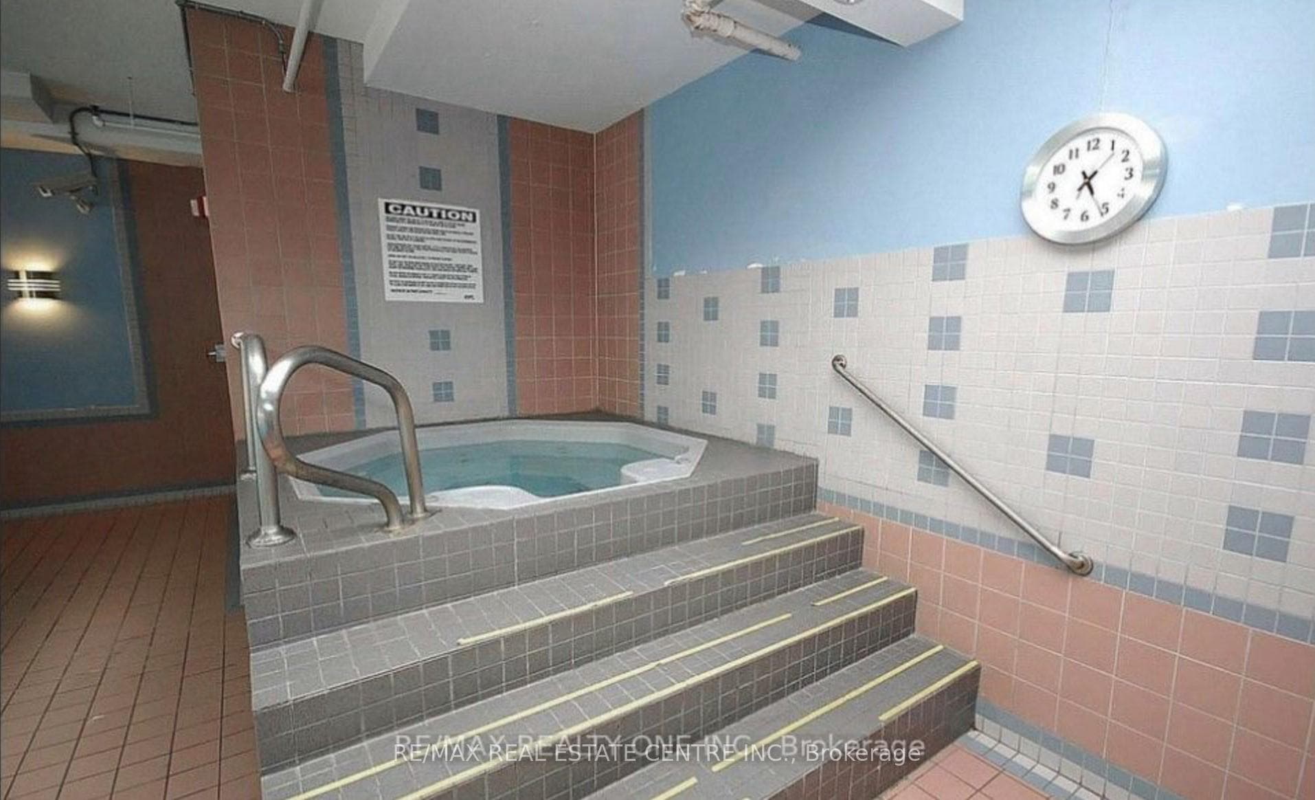 285 Enfield Place Unit 1008 photo 19