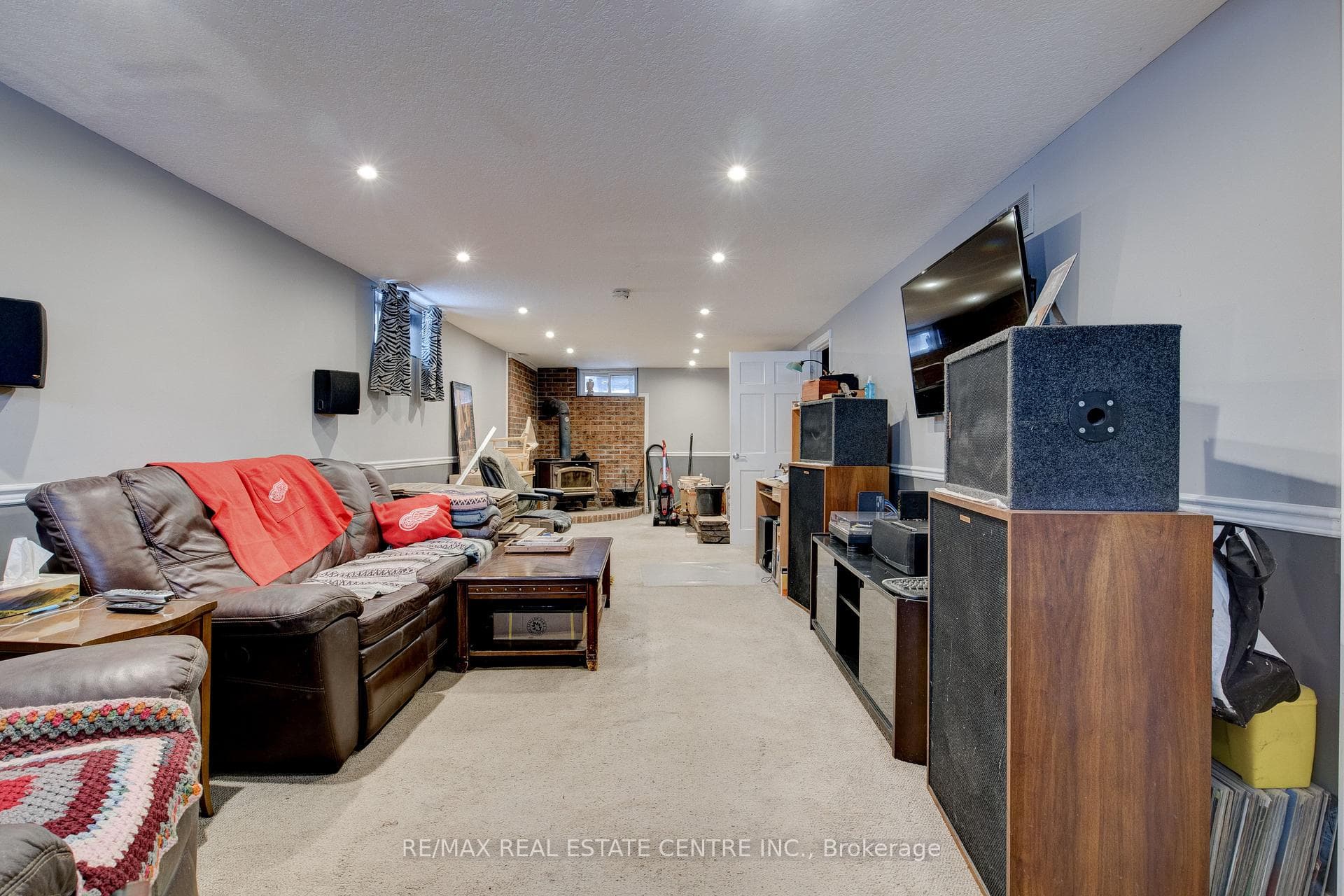 74 Elm Ridge Drive photo 16