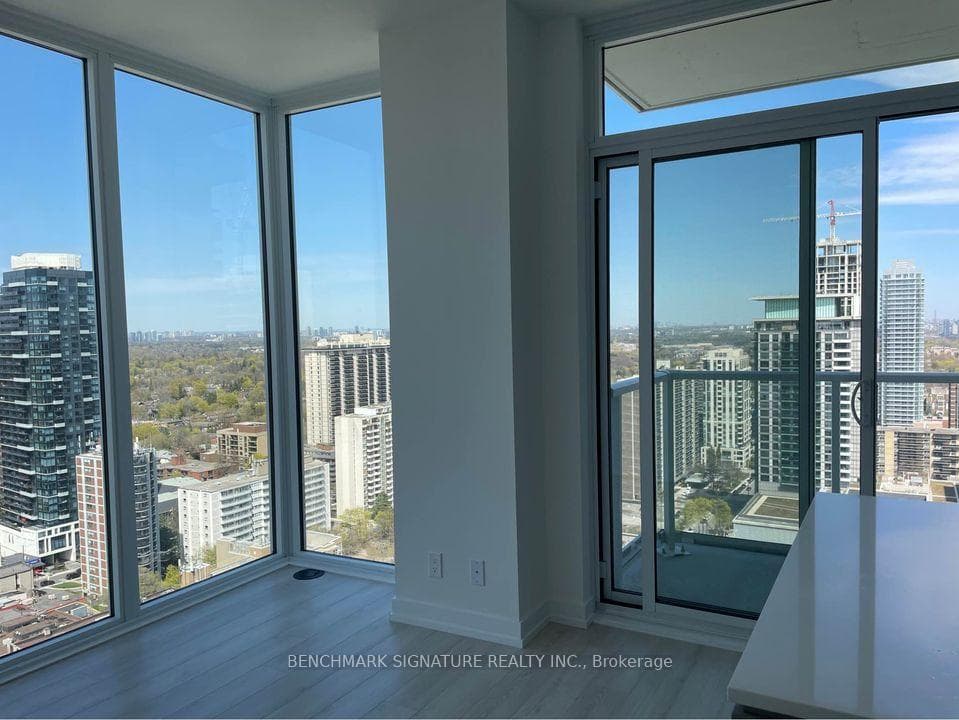 33 Helendale Avenue Unit 2303 photo 9