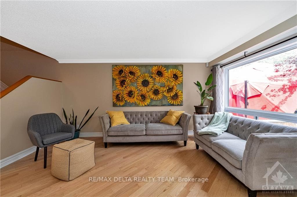 6160 OAK MEADOWS Drive photo 4