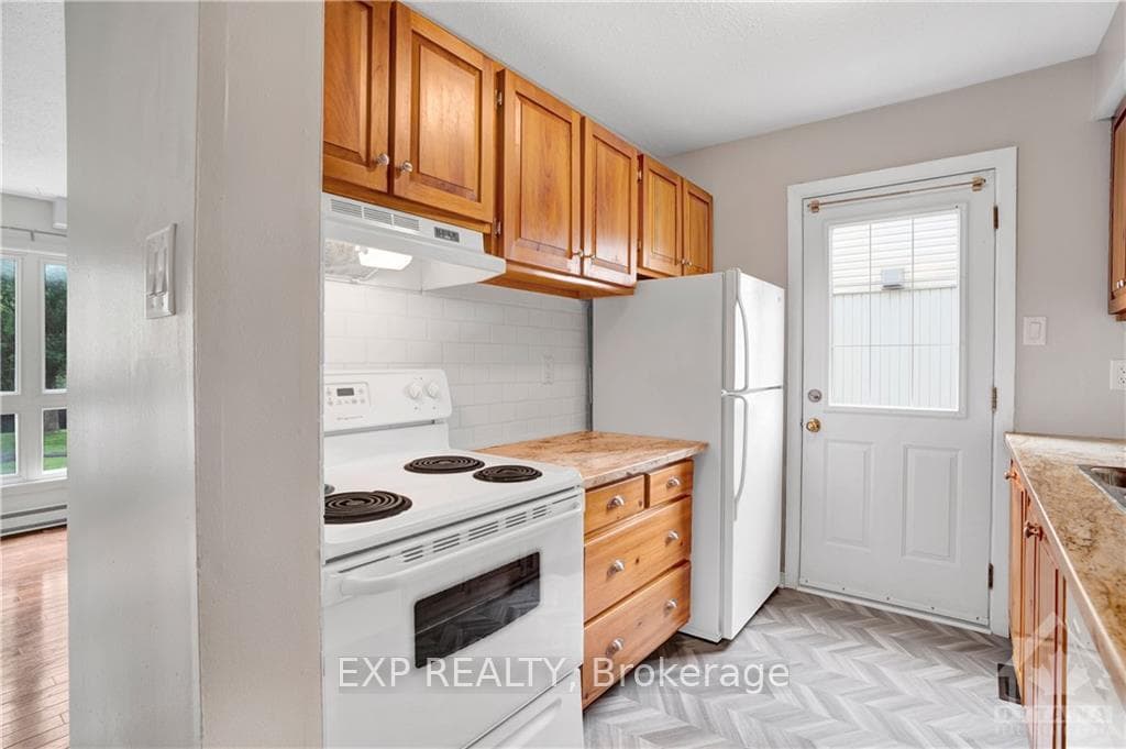 20 FORESTER Crescent Unit C photo 16
