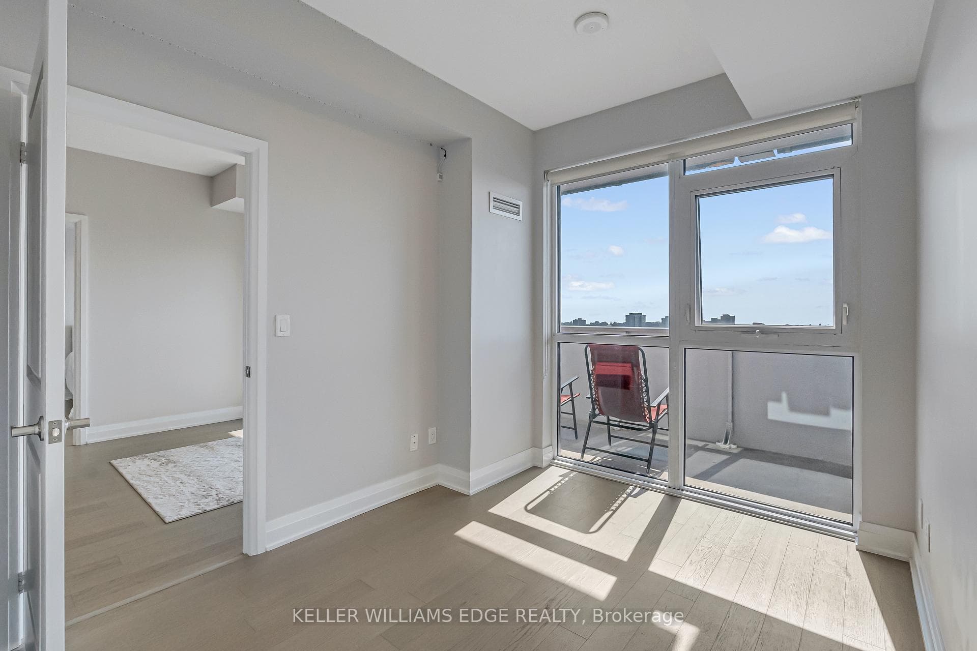 55 Speers Road Unit 1106 photo 20