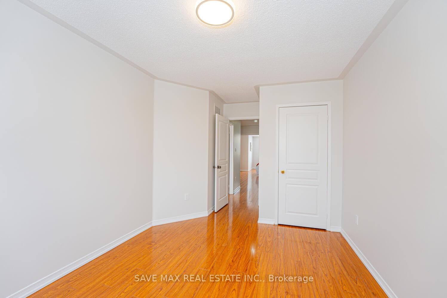3826 Freeman Terrace photo 18