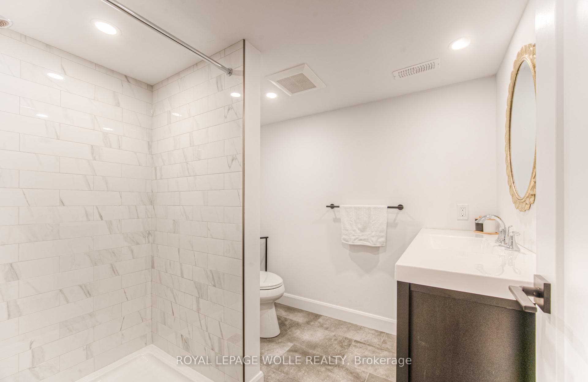 47 Dunbar Road photo 26