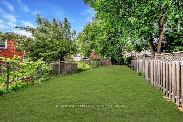 46 Lightbourn Avenue photo 3