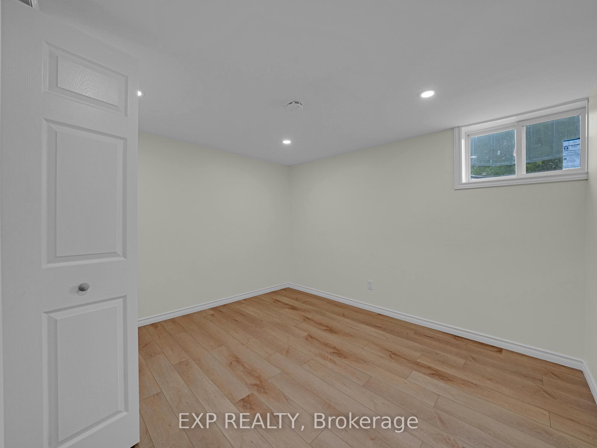 10756 Atwater Crescent photo 24