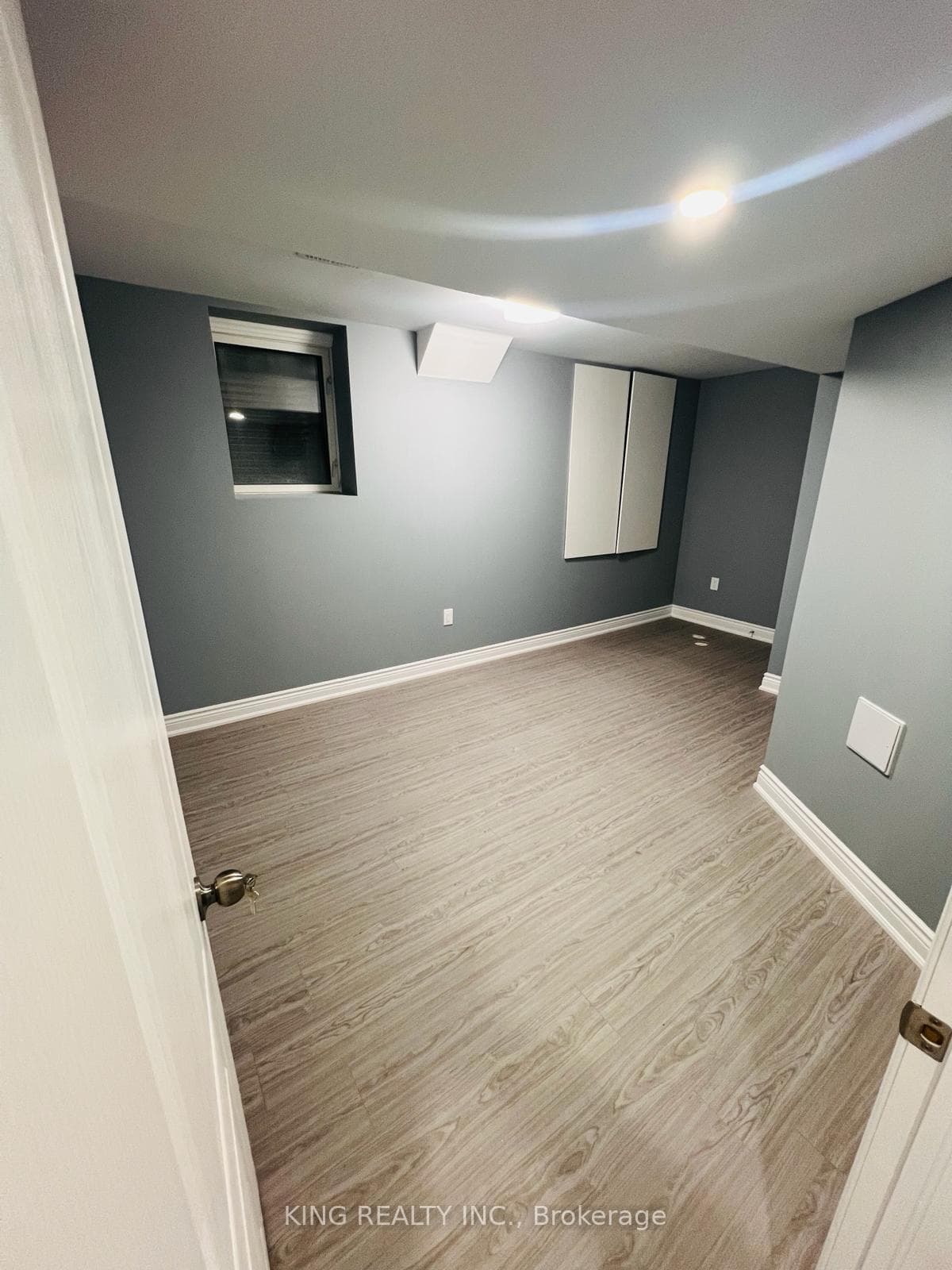 47 Milfoil Street Unit (bsmnt) photo 5