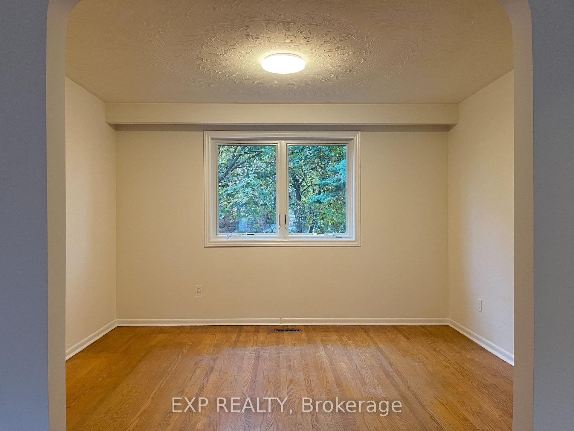 61 Richbourne Court photo 5