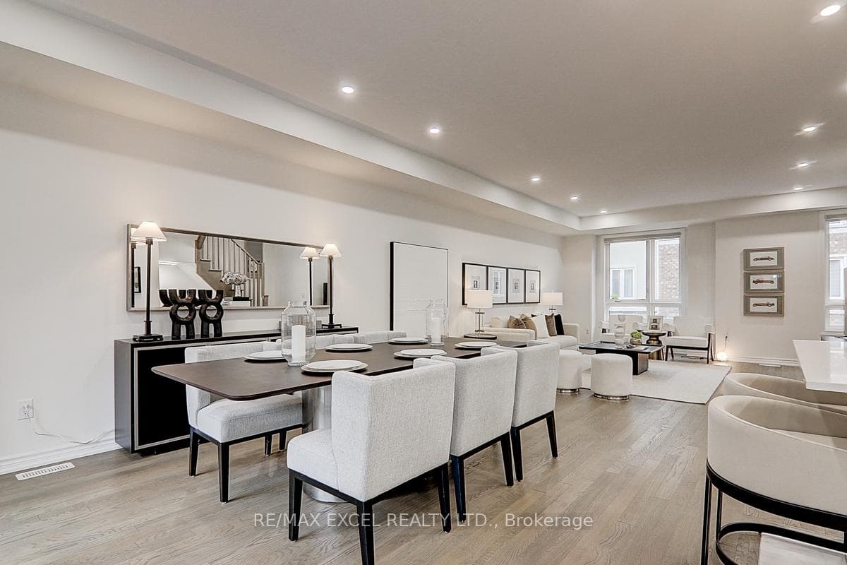 15 Chicago Lane photo 15