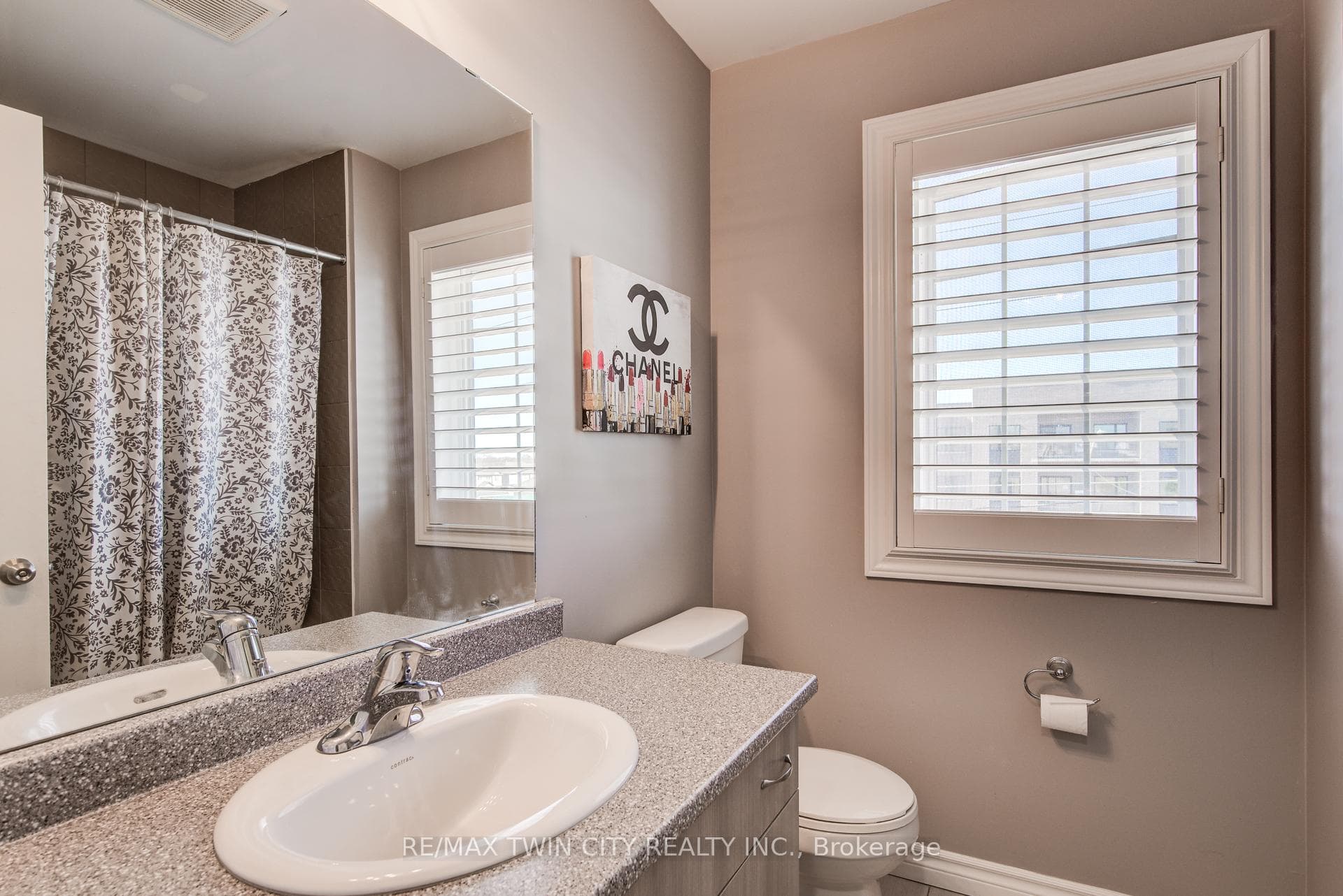 100 CHESTER Drive Unit 28 photo 29