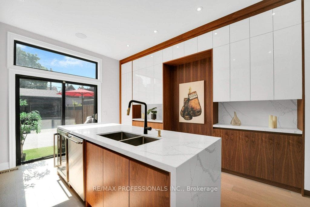120 Lisgar Street photo 15