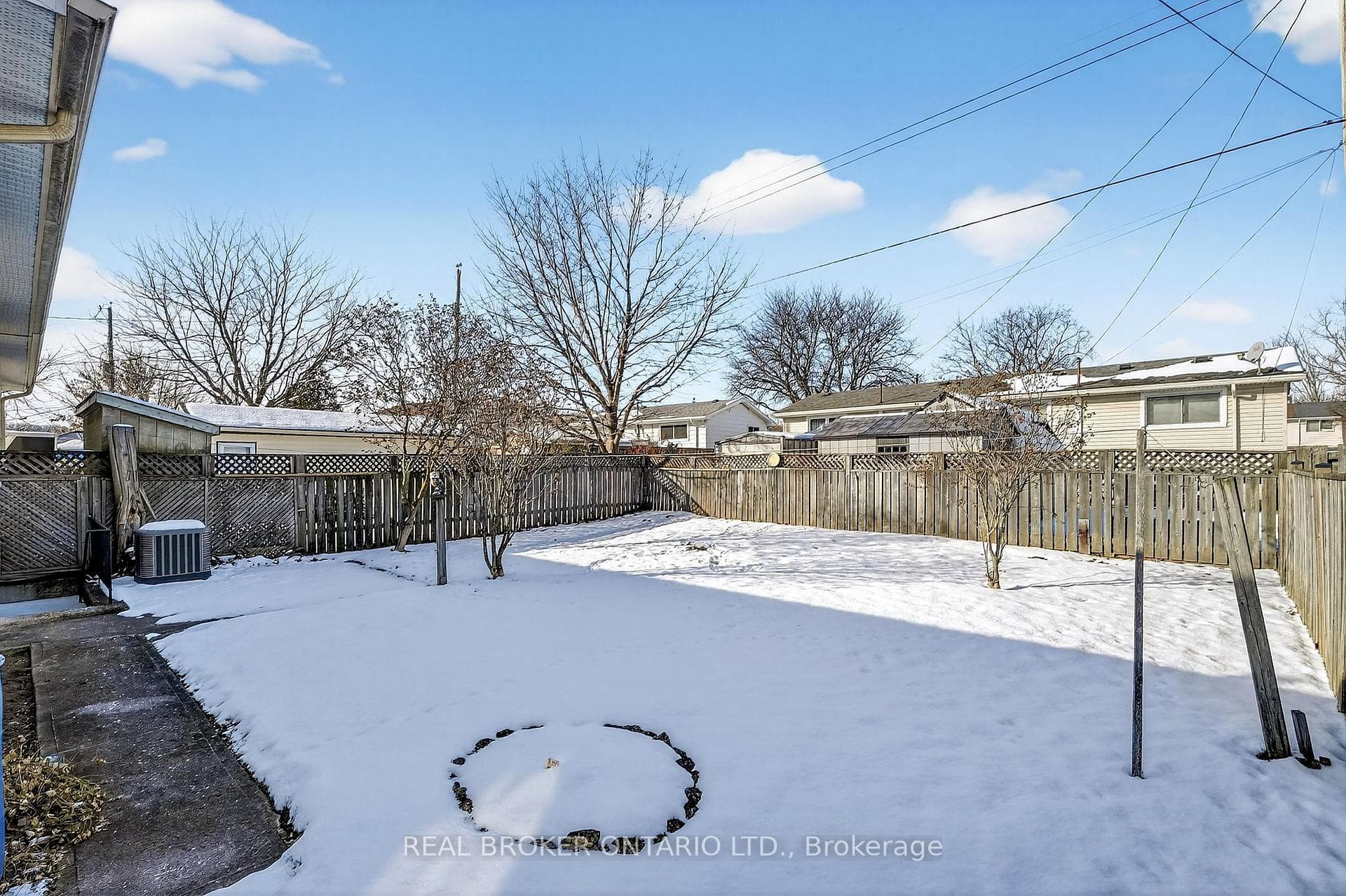 18 Fairway Drive photo 41