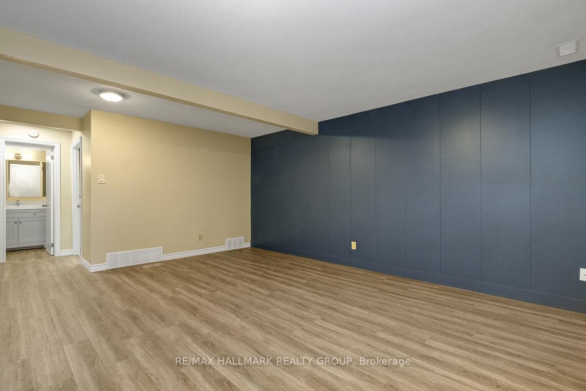 1701 Lafrance Drive photo 28