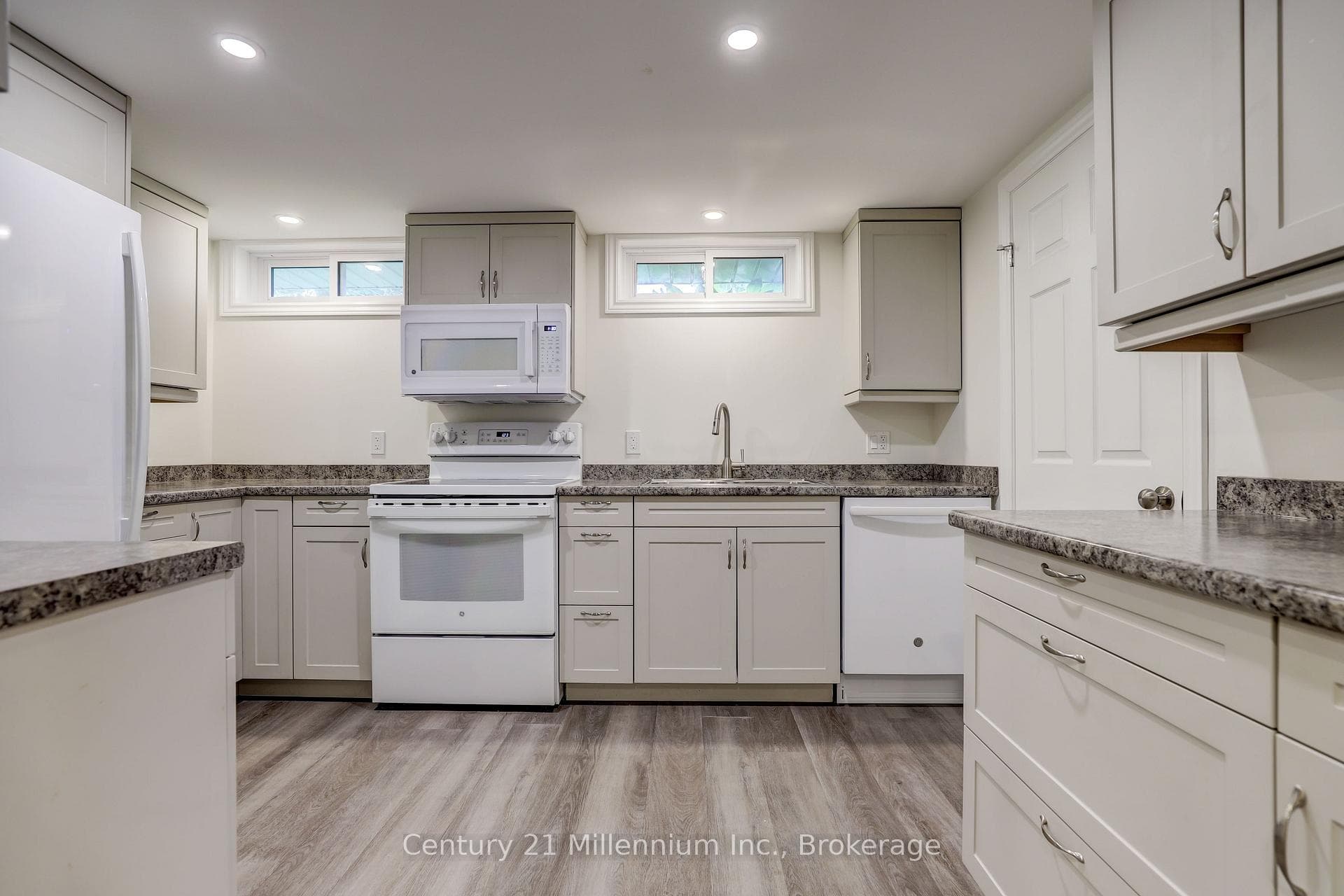 368 Princes Street Unit 2 photo 13