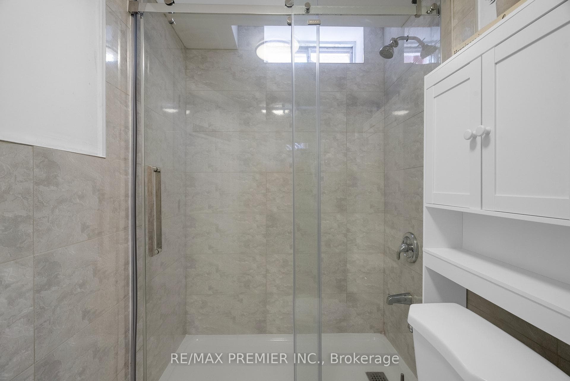 59 Glenabbey Drive photo 42
