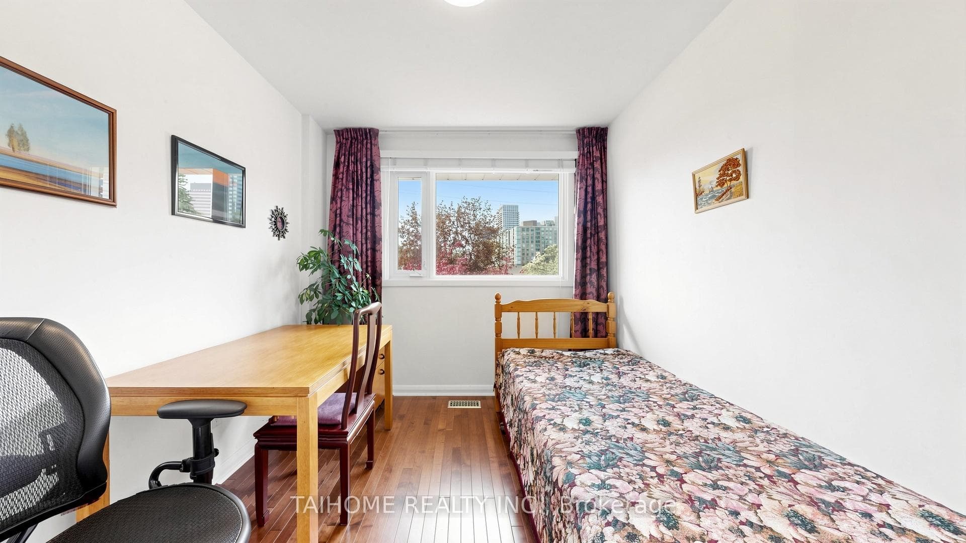 72 Bowerbank Drive photo 25