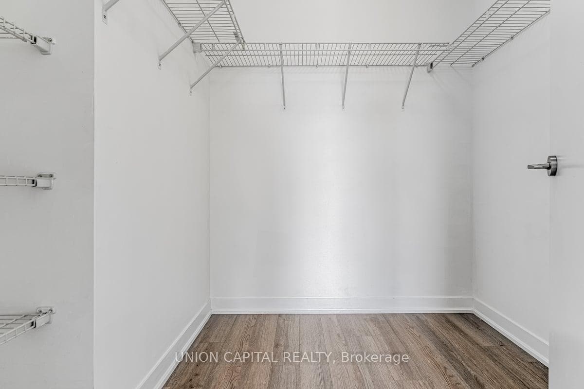 85 Duke Street Unit 606 photo 14