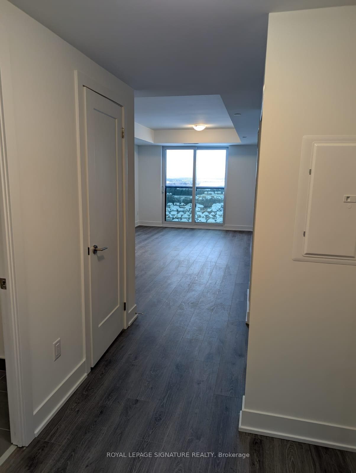 2545 Simcoe Street Unit 2309 photo 5