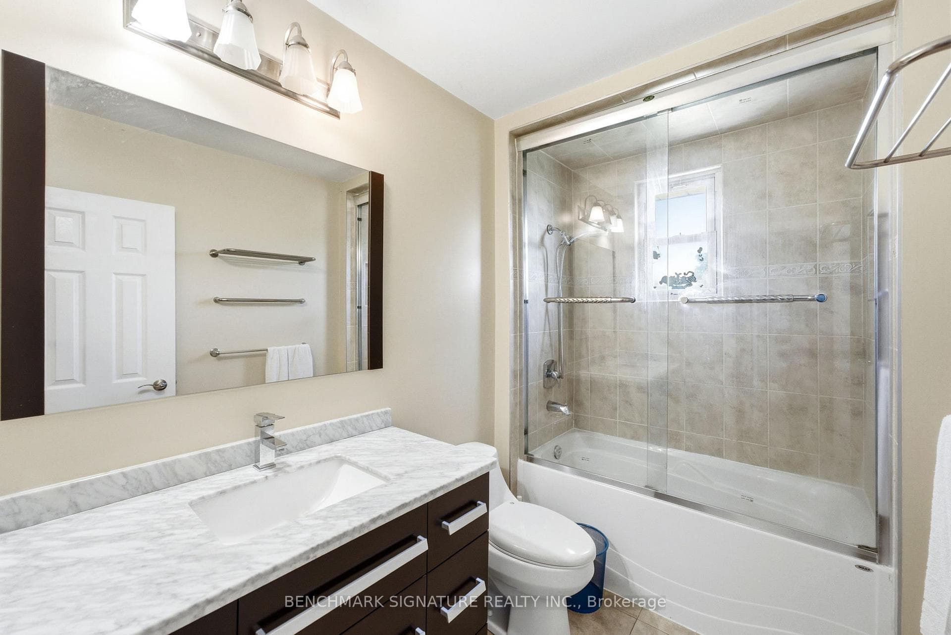51 Baybrook Crescent photo 27