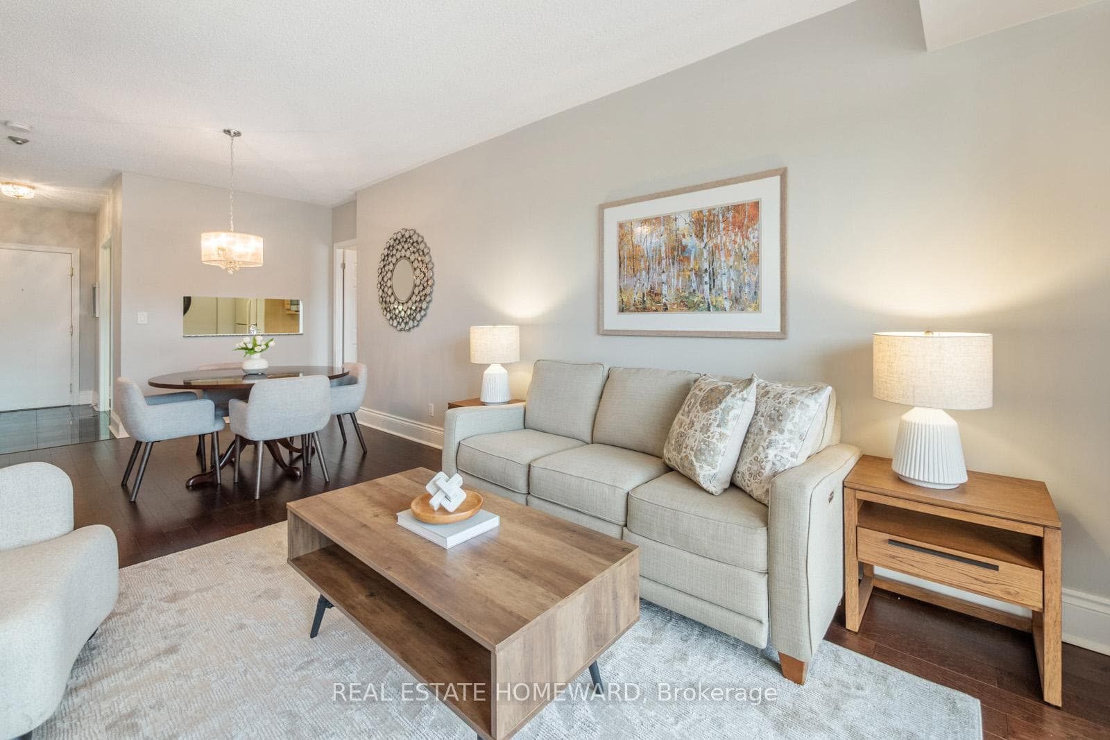 3085 Bloor Street Unit 312 photo 5