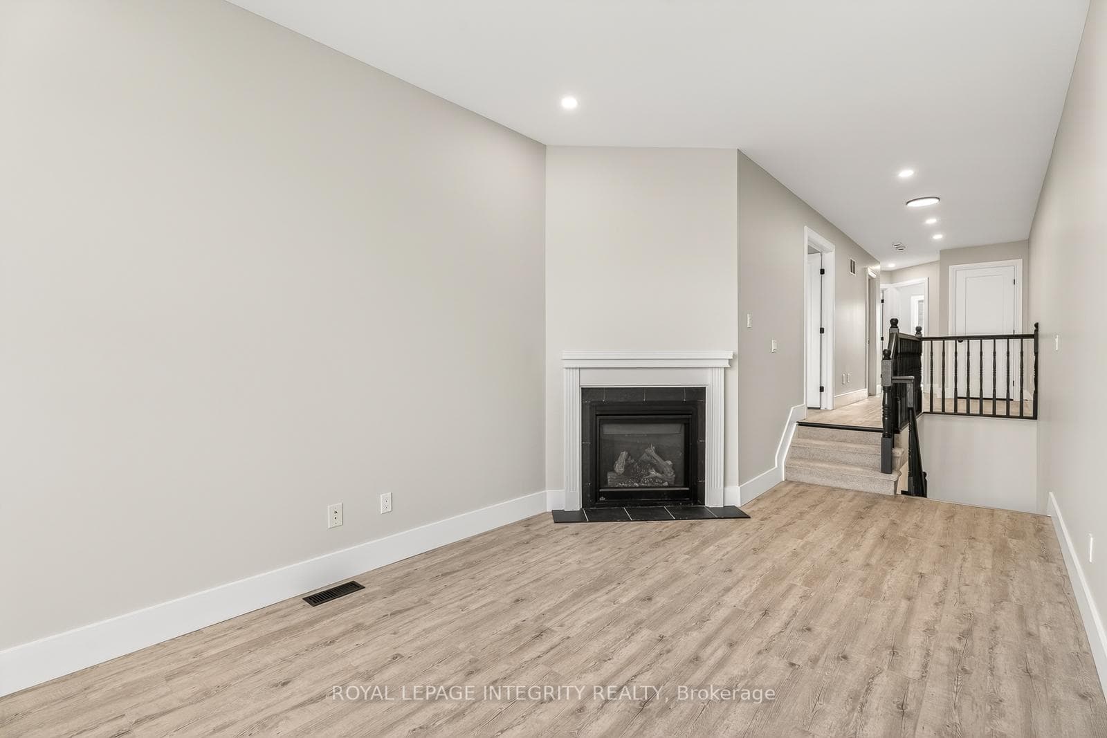 169 Desmond Trudeau Drive photo 25