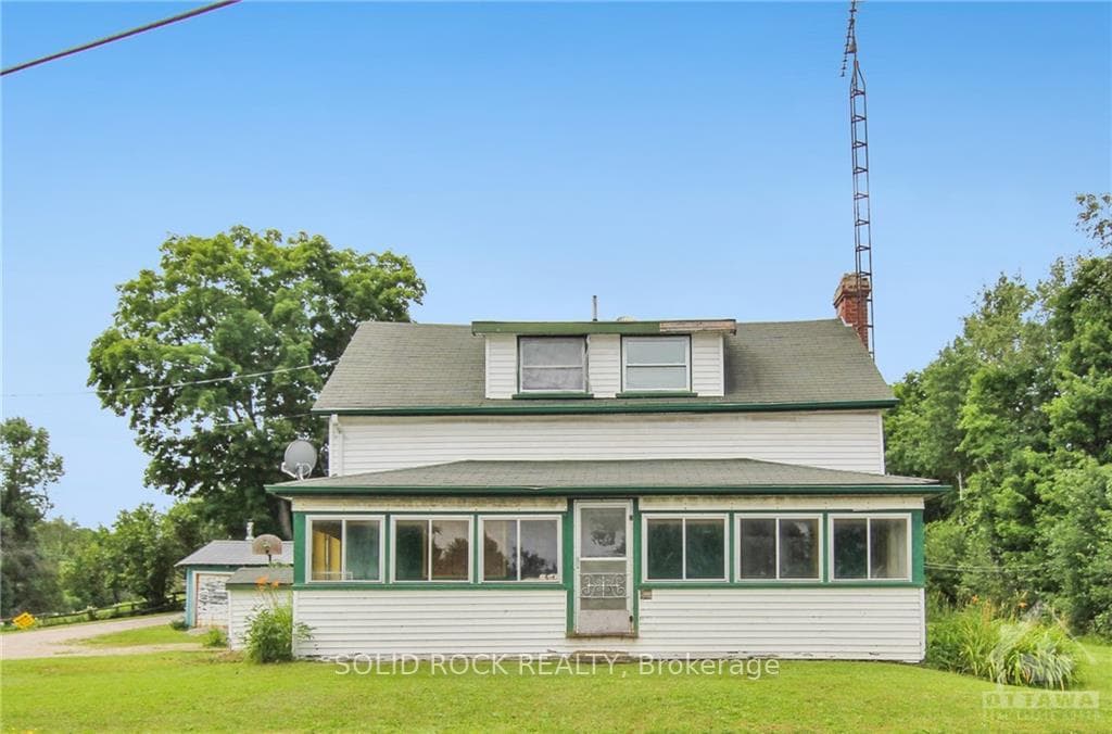 104 BENNETT Drive photo 1