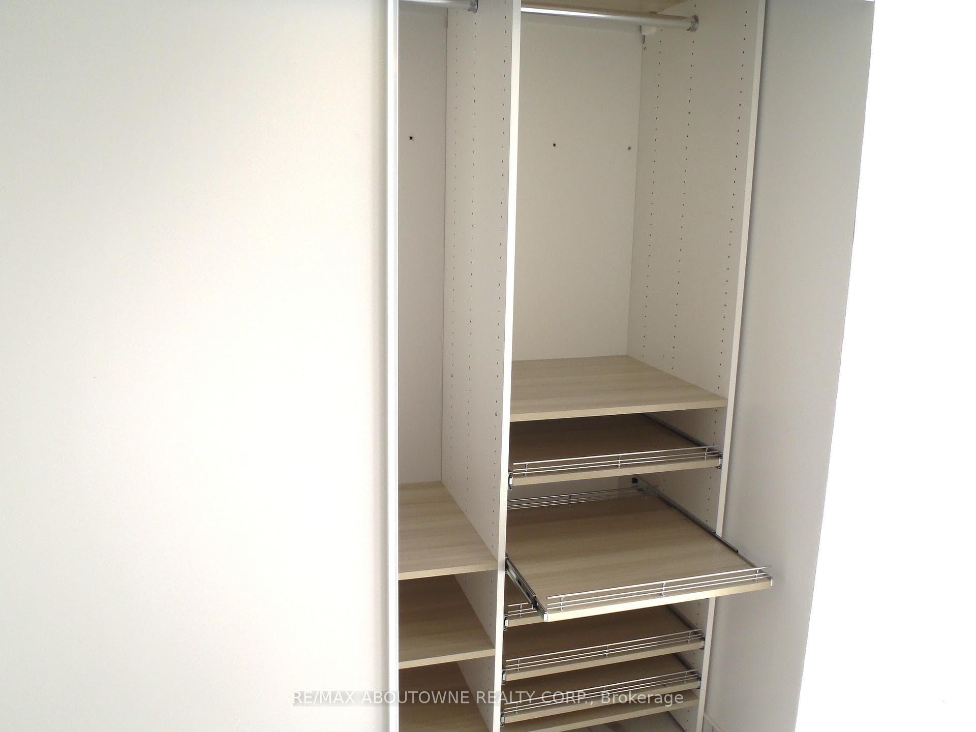 478 King Street Unit 1013 photo 16