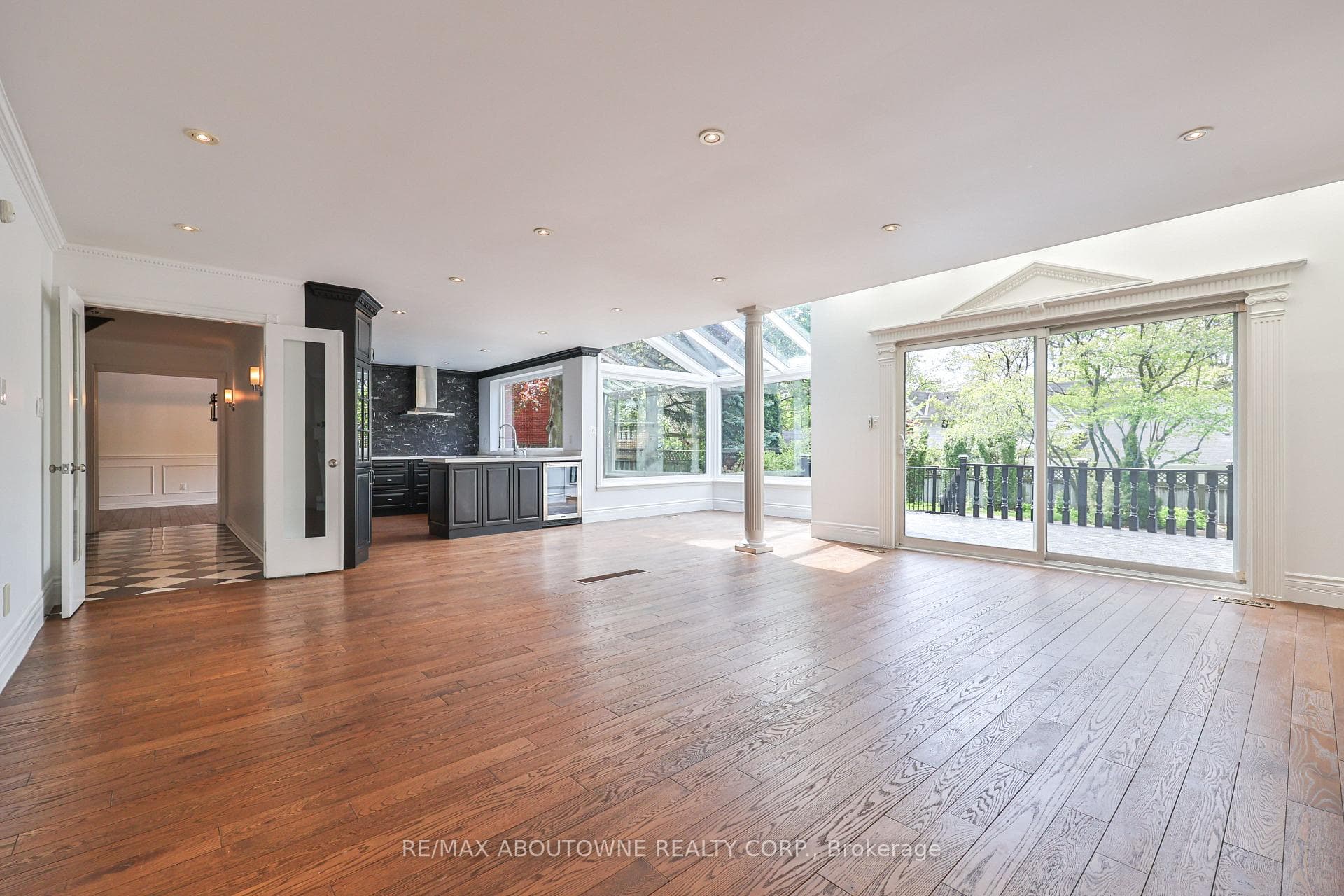 108 Whittington Place photo 14