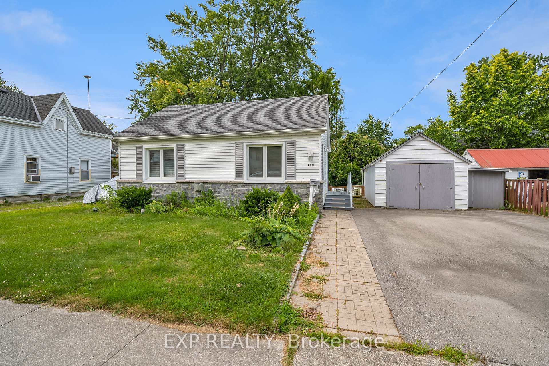110 Fairview Avenue photo 3