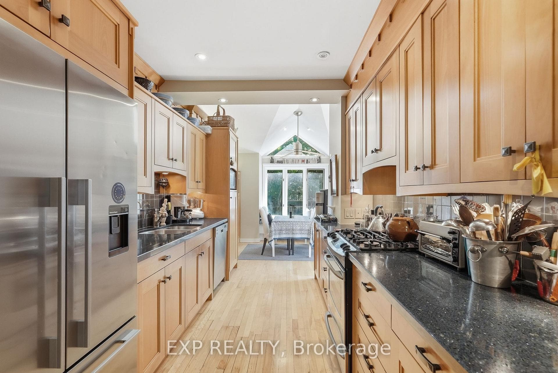 421 Hamilton Avenue photo 10