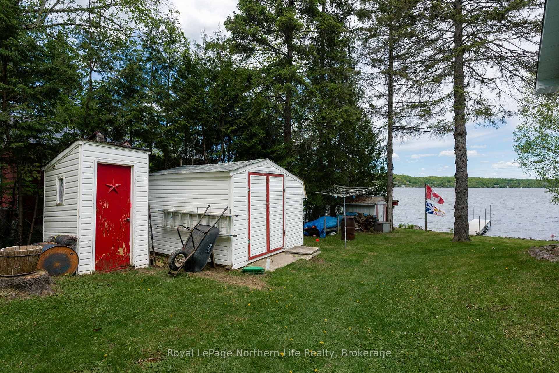 13 Macdonald Terrace photo 8