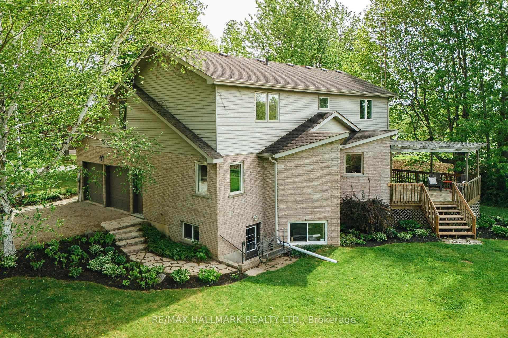 separate side entrance for inlaw suite