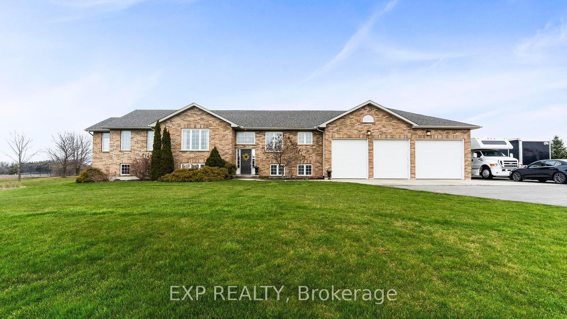 14 Stardust Drive photo 2